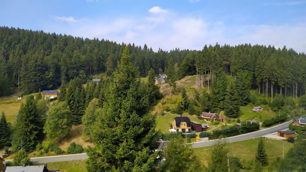 Greizer Kammhütte Gaststätte&Pension Klingenthal Exterior foto