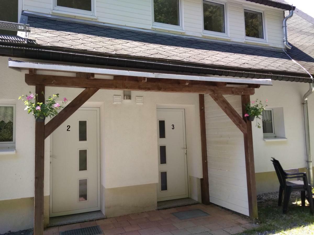 Greizer Kammhütte Gaststätte&Pension Klingenthal Exterior foto